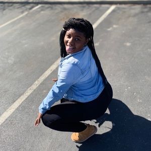 Meet your Posher, Ajah